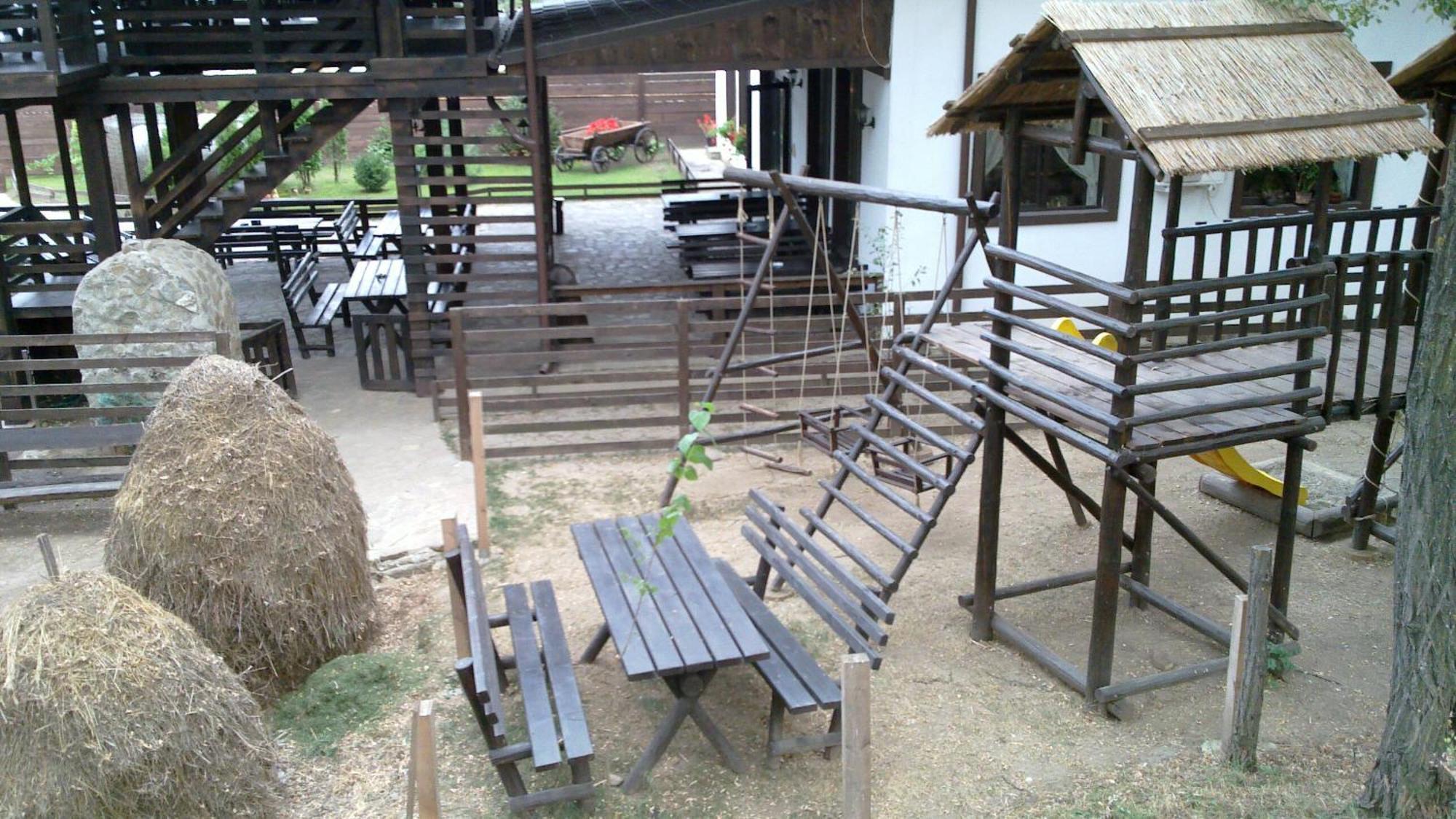 Pension Casa Drumetului Piatra Neamţ Extérieur photo